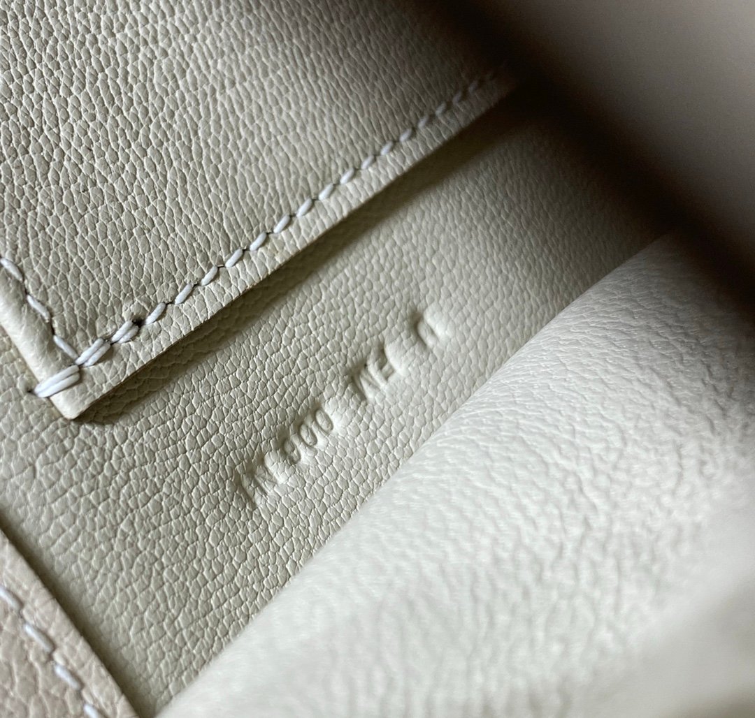 Mirror Top Hermes Kelly Danse 22cm of Evercolor Bag White