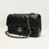 Mirror Top Chanel CF11.12 Black