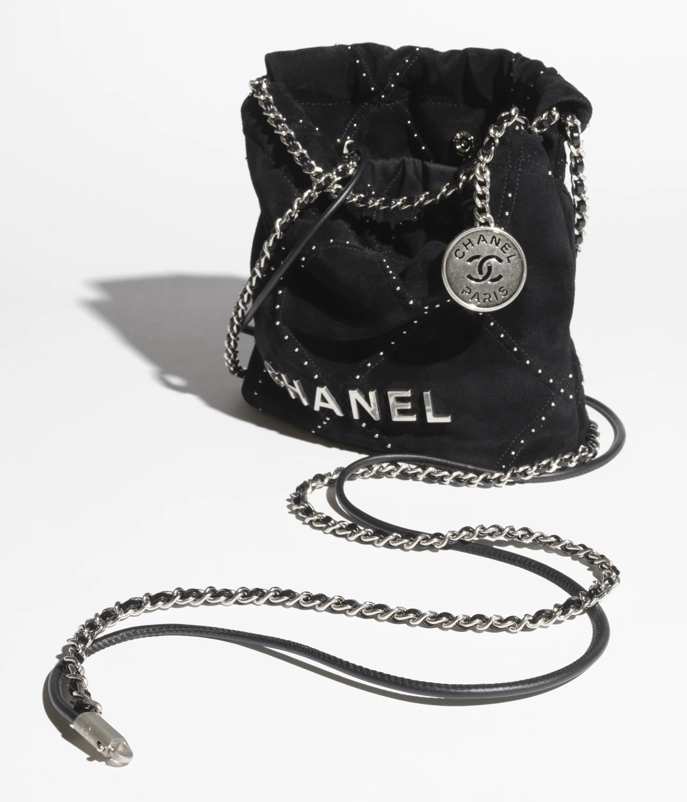 Mirror Top CHANEL 22 Mini Handbag S